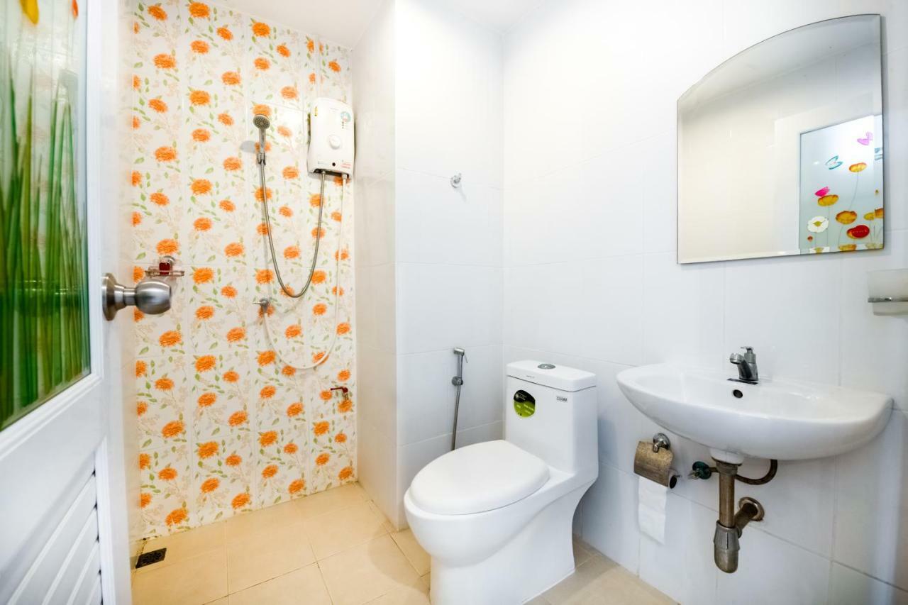 Oyo 306 Paradise Park Laemchabang Сирача Экстерьер фото